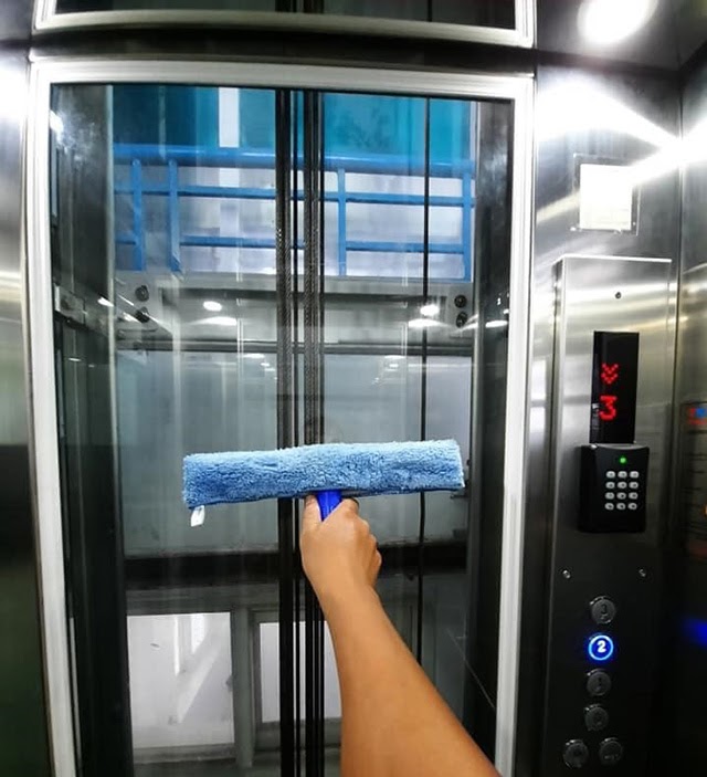 Dịch vụ vệ sinh thang máy chuyên nghiệp tại Housecare